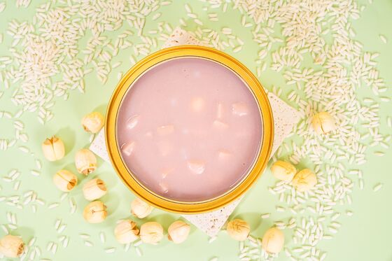 Harga yang bagus FDA Sertifikasi rendah gula Tidak ada aditif Taro Pasta Lotus Seed Soup Satu porsi Nyaman Makanan penutup bergizi untuk kesehatan on line